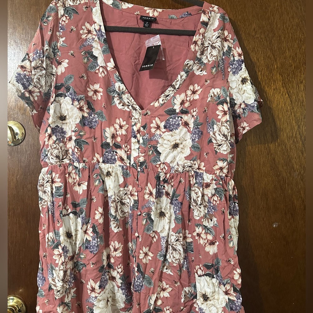 Women’s Torrid blouse (3)